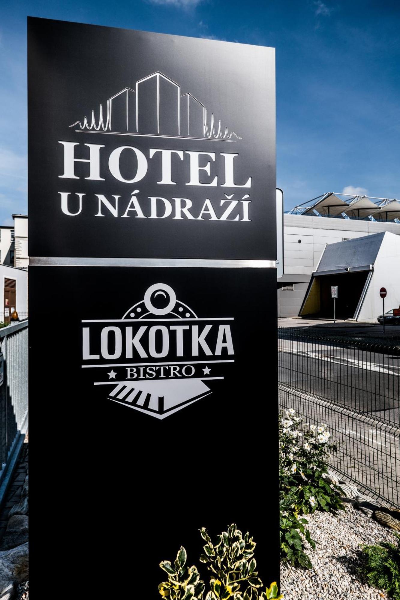 Hotel U Nadrazi Ceske Budejovice Ngoại thất bức ảnh