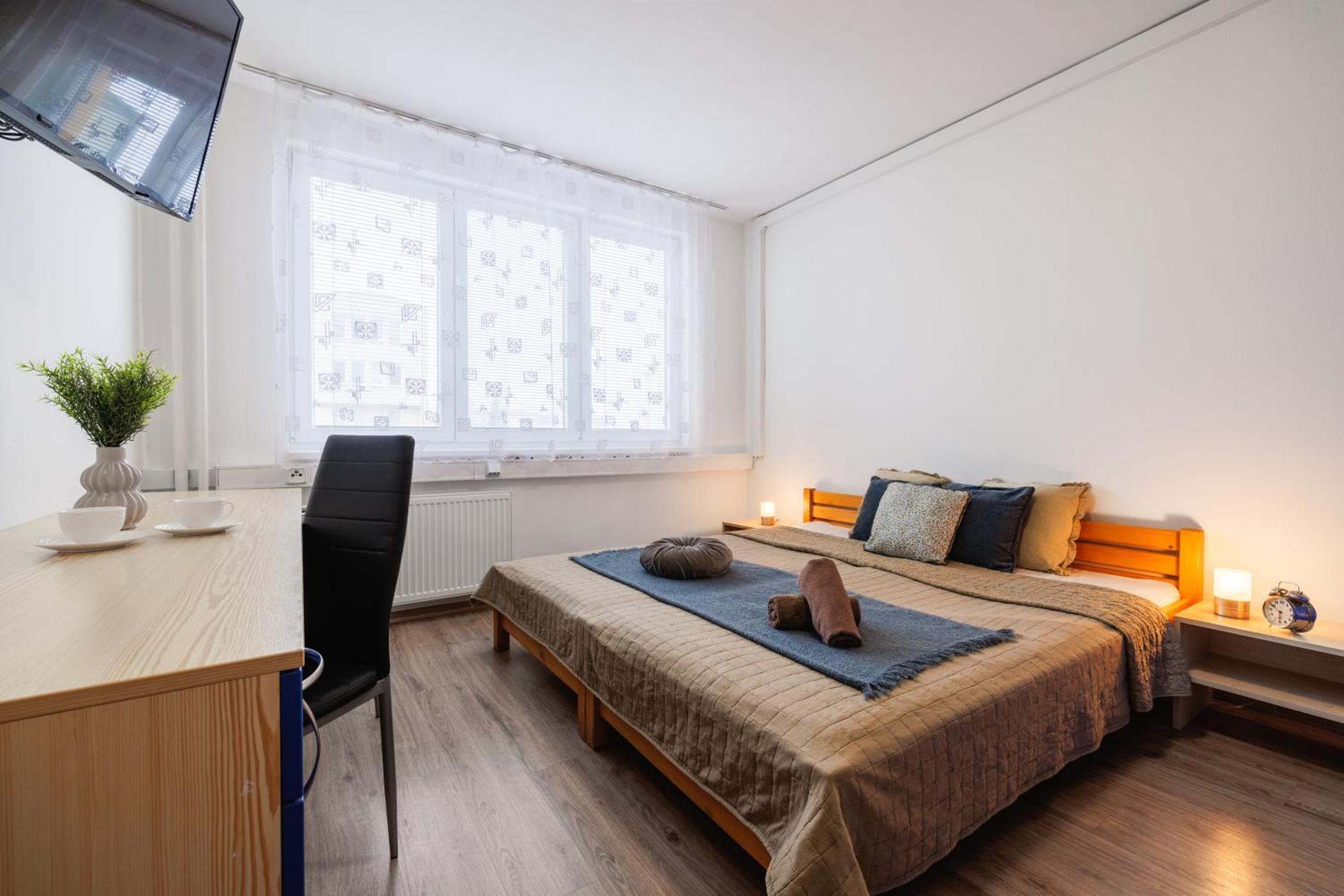 Hotel U Nadrazi Ceske Budejovice Ngoại thất bức ảnh