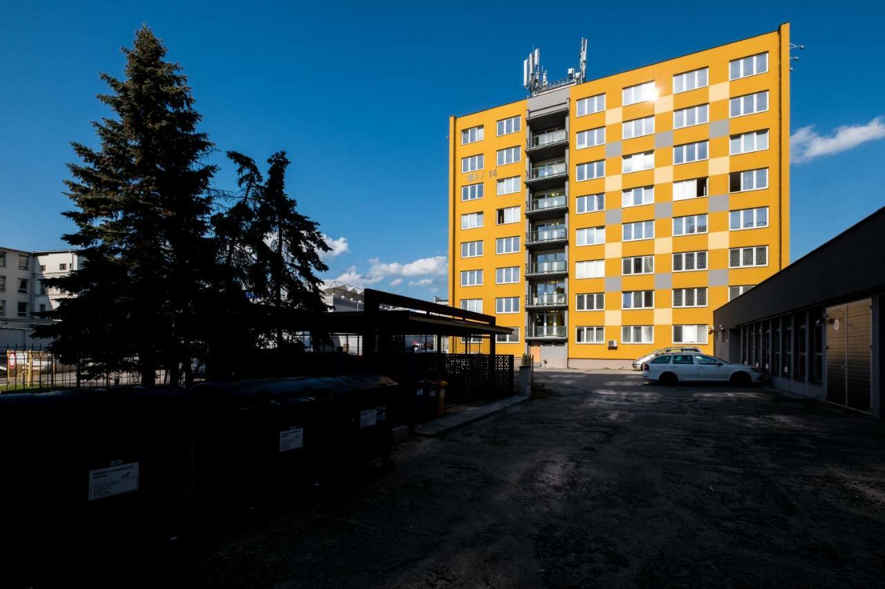 Hotel U Nadrazi Ceske Budejovice Ngoại thất bức ảnh